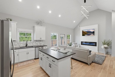 Better than new and loaded with luxury upgrades at an affordable - photo 15
