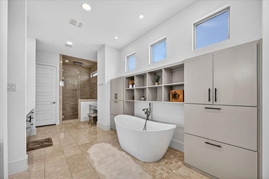Owner Financing Available. Exceptional Luxury Living in Craig - photo 18