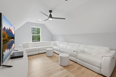 Better than new and loaded with luxury upgrades at an affordable - photo 20