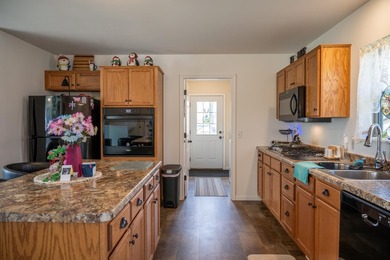 Come see this pristine, well maintained, like new home, in a - photo 27