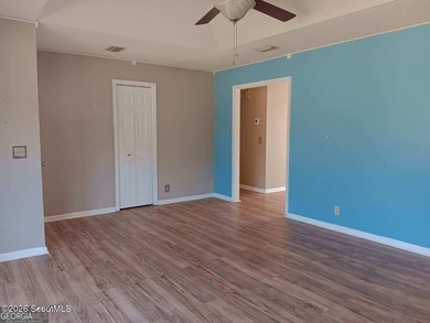 Sky is the limit with you own imagination. Lots of space and - photo 31