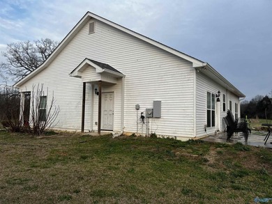 Welcome to peaceful country living at its finest! Built in 2020 - photo 47