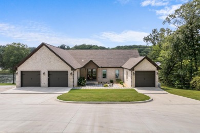 Wilson Lake Home For Sale in Muscle Shoals Alabama