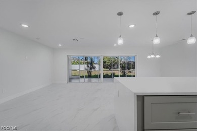 BACK ON THE MARKET - AMAZING 3BR/2BA home in SE Cape Coral! - photo 5