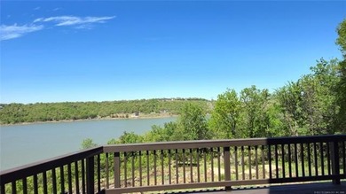 Discover a rare opportunity to own a luxury waterfront retreat - photo 9