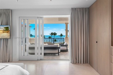 EXPERIENCE FISHER ISLAND LIVING AT ITS FINEST IN THIS - photo 16