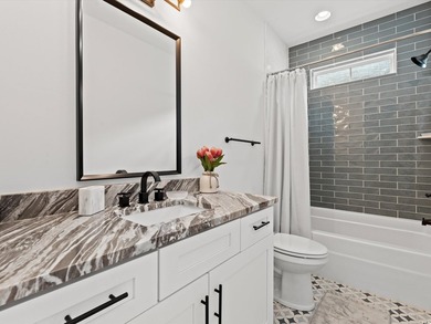 Located in the gated Ocean Villas at 67th community, home to - photo 22
