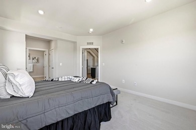 **Priced to Sell!! A rare opportunity to buy a like-new condo - photo 25