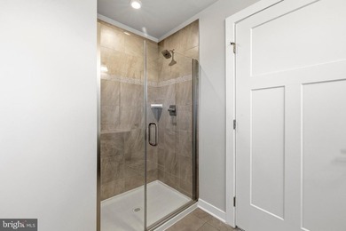 **Priced to Sell!! A rare opportunity to buy a like-new condo - photo 28