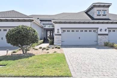 Lake Townhome/Townhouse For Sale in Port Orange, Florida