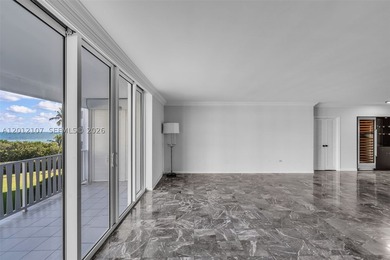 A Rare Beachfront Setting with Direct Ocean Views This - photo 4