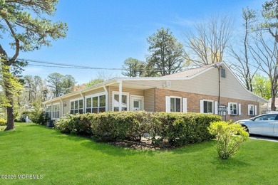 Bright and inviting, this two-bedroom, one-bath home in Cedar - photo 3