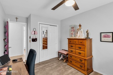 Welcome to this warm and inviting 2-bedroom, 1-bath home in the - photo 18