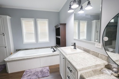 Welcome to your private retreat in Midway! Situated on 2 - photo 18