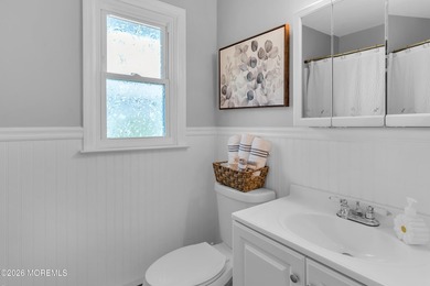 Welcome to this warm and inviting 2-bedroom, 1-bath home in the - photo 20