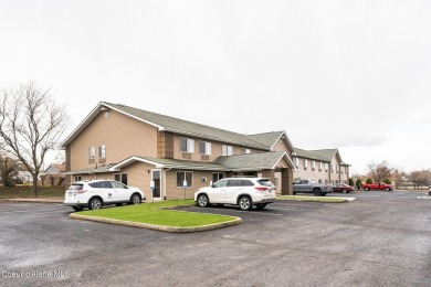 Exciting Investment Opportunity: Quality Inn Hotel at the mouth - photo 21