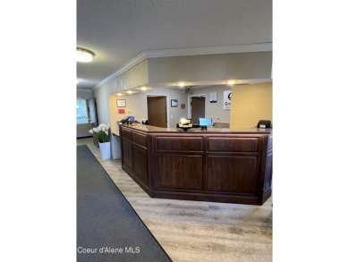 Exciting Investment Opportunity: Quality Inn Hotel at the mouth - photo 28