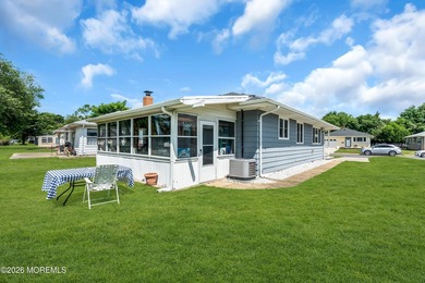 Welcome to this warm and inviting 2-bedroom, 1-bath home in the - photo 28