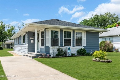 Welcome to this warm and inviting 2-bedroom, 1-bath home in the - photo 29