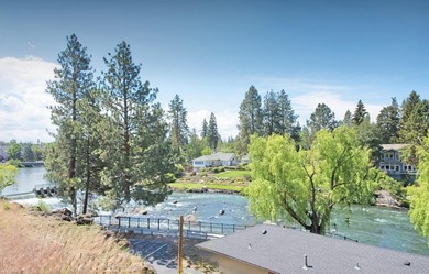Lake Condo For Sale in Bend, Oregon