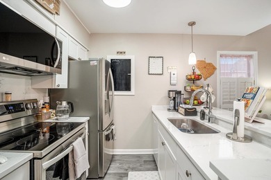 Elegant Coastal Living - Upgraded 2-Bedroom Retreat Near the - photo 9