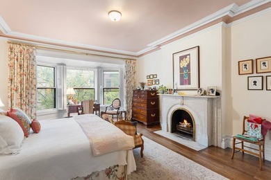 A Rare Brooklyn Heights Townhouse Offering. Introducing an - photo 12