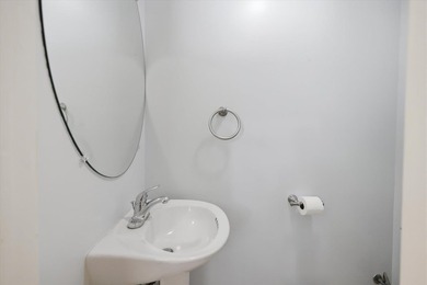 Lake Talquin lakefront home, 3BR/2.5BA+ an office. Enjoy a - photo 34