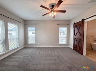 Imagine 6112 Wye Oak Dr, a residence designed for practical - photo 4