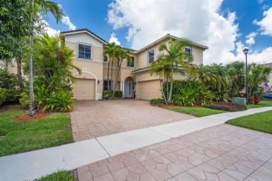 (private lake, pond, creek) Home For Sale in Wellington Florida