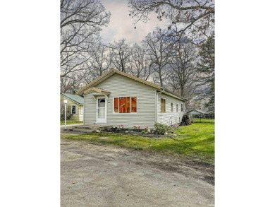Koontz Lake Home Sale Pending in Walkerton Indiana