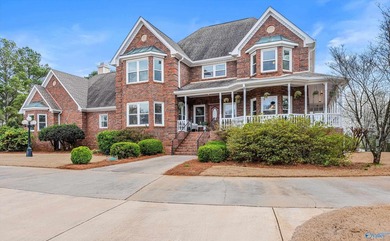 RARE OPPORTUNITY TO OWN 4.6 ACRE GATED ELEGANT COUNTRY STYLE - photo 3