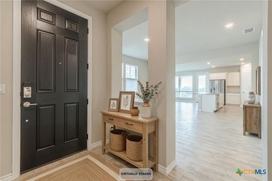 Incredible Ownership Opportunity - Charming Cottage with no rear - photo 5