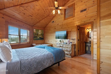 Stunning Mountain & Lake View Retreat Near Douglas Lake: Proven - photo 27