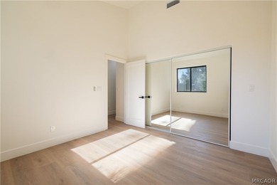 Tucked beneath wide open skies with stunning Gold Mountain views - photo 29