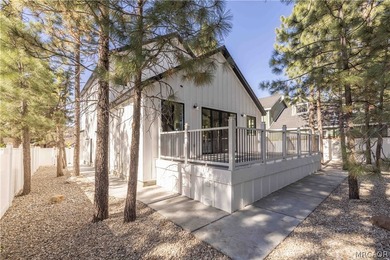 Tucked beneath wide open skies with stunning Gold Mountain views - photo 39