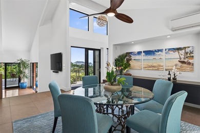Beyond a private gated entrance, this exceptional contemporary - photo 7