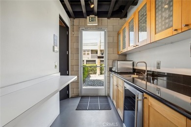 411 30th St - photo 12
