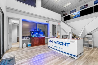 Introducing a prime opportunity for office building investors in - photo 21