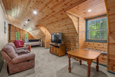 The ''Hidden Gem'' is situated on 2 lots with an easy walk to - photo 21