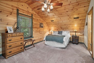 The ''Hidden Gem'' is situated on 2 lots with an easy walk to - photo 22