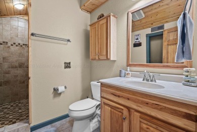 The ''Hidden Gem'' is situated on 2 lots with an easy walk to - photo 23