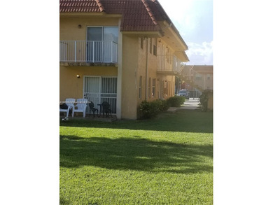 Kendale Lakes Area Condo Sale Pending in Miami Florida