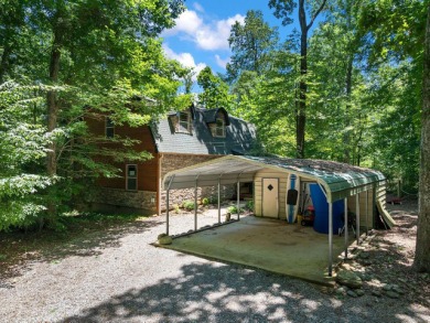 The ''Hidden Gem'' is situated on 2 lots with an easy walk to - photo 31