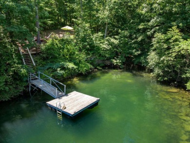 The ''Hidden Gem'' is situated on 2 lots with an easy walk to - photo 38
