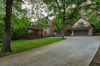 Lake Home For Sale in Pottsboro, Texas