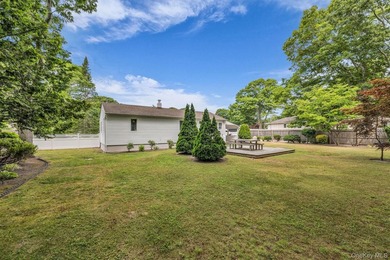 Move right in and start enjoying this beautifully updated - photo 2