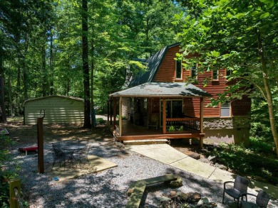 The ''Hidden Gem'' is situated on 2 lots with an easy walk to - photo 42