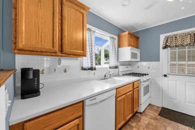 Move right in and start enjoying this beautifully updated - photo 6