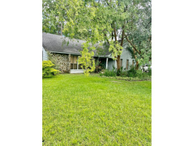 Hillards Lake Home For Sale in Douglas Georgia