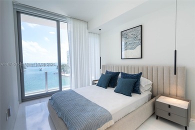 Largest Split Floor plan, Fully Furnished 2 bedrooms + DEN, 3 - photo 28